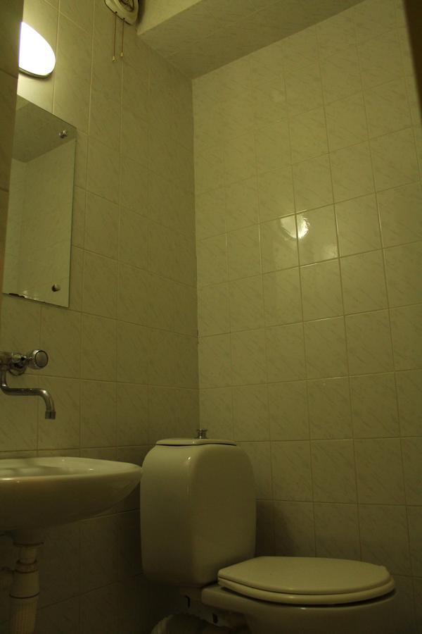 Herrmas Hostel Tbilisi Ngoại thất bức ảnh
