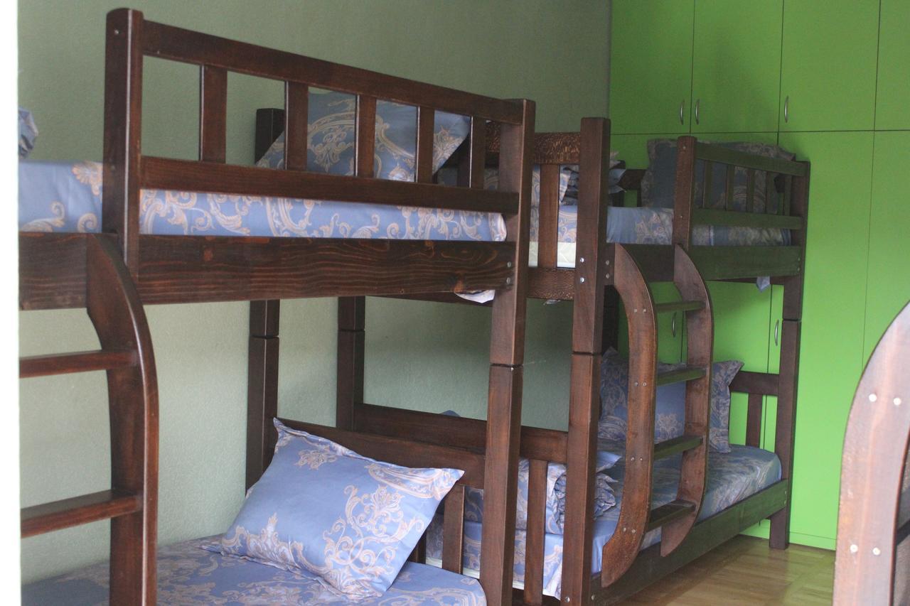 Herrmas Hostel Tbilisi Ngoại thất bức ảnh