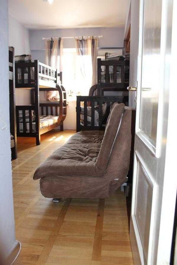 Herrmas Hostel Tbilisi Ngoại thất bức ảnh